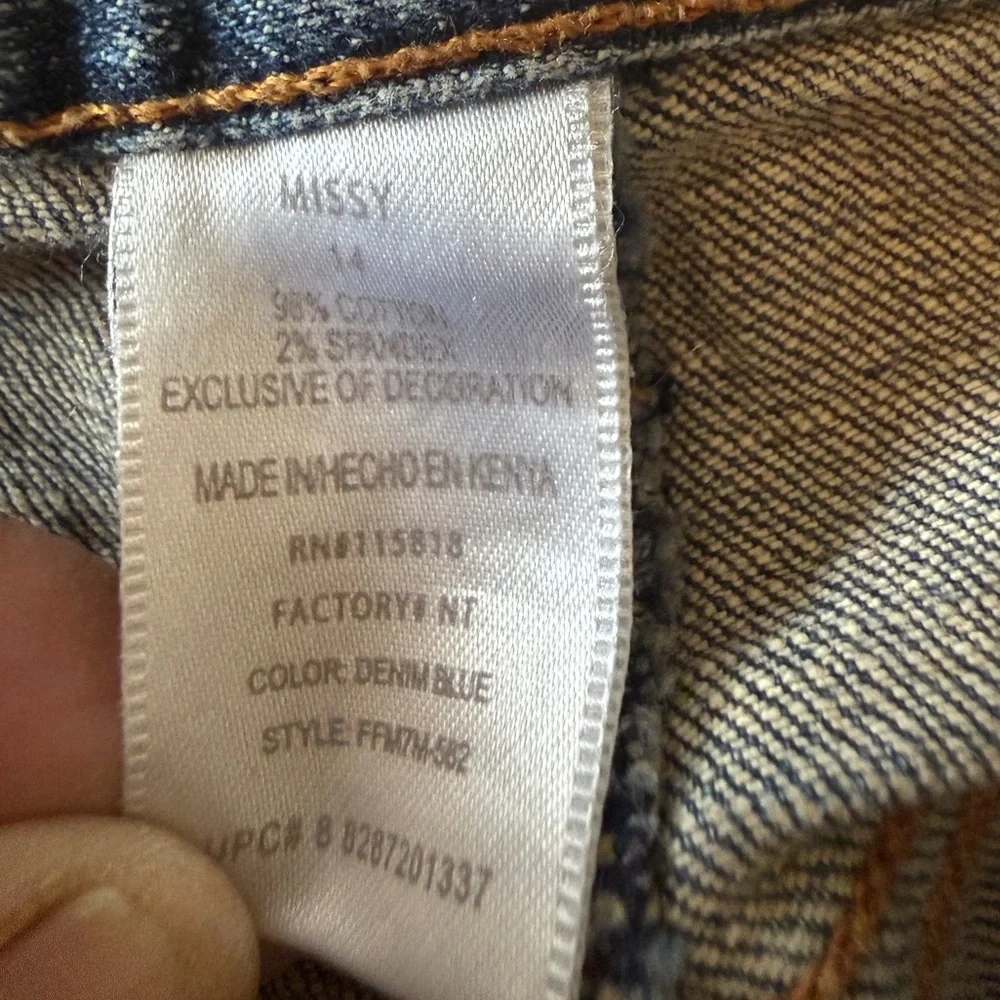 Y2K Embroidered Phoenix Low Rise Jeans 14 | Floral Bird Denim | Raw Hem | - Picture 13 of 16